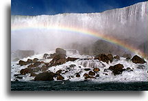 Tęcza ponad wodospadem Niagara::Wodospad Niagara, stan Nowy Jork Stany Zjednoczone::
